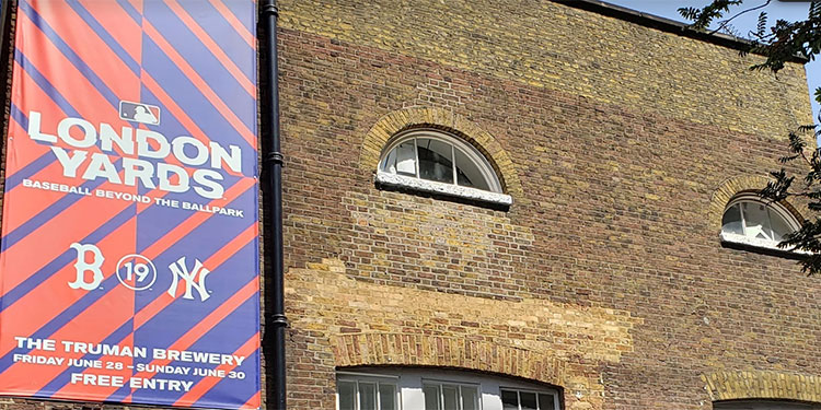 London Yards – Outside Truman Brewery