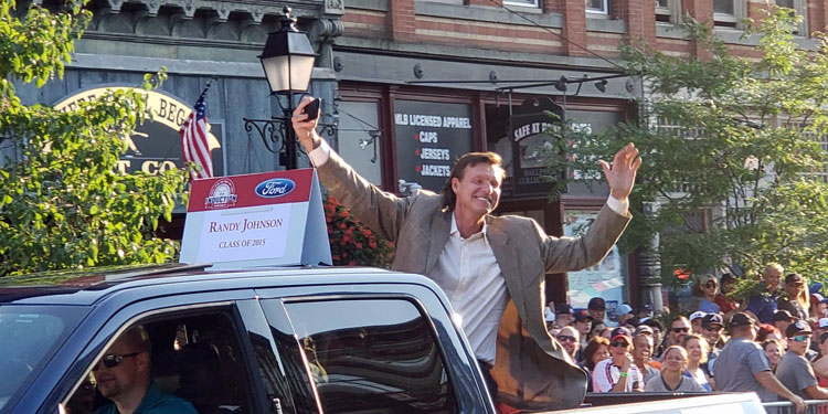 Randy Johnson in the Parade of Legends