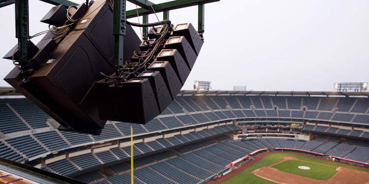 fake crowd noise at the ballpark