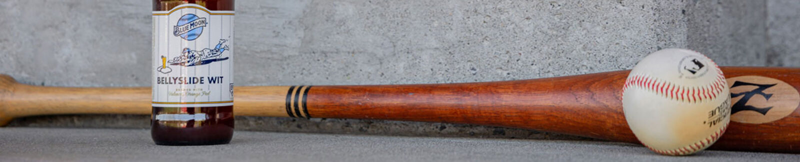 Blue Moon – Bellyslide Wit – header