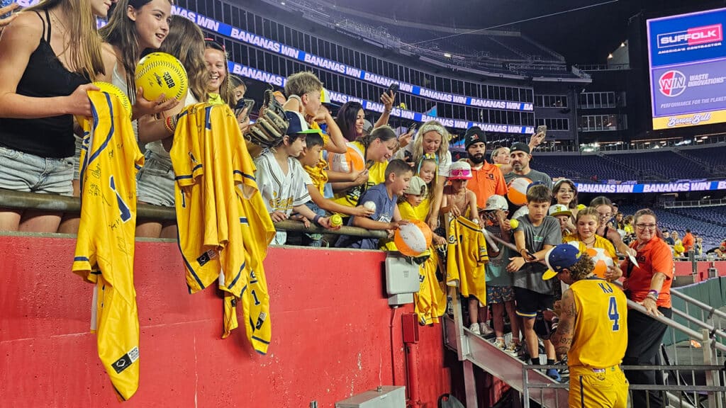 KJ Jackson Signing Autographs for Screaming Savannah Bananas Fans